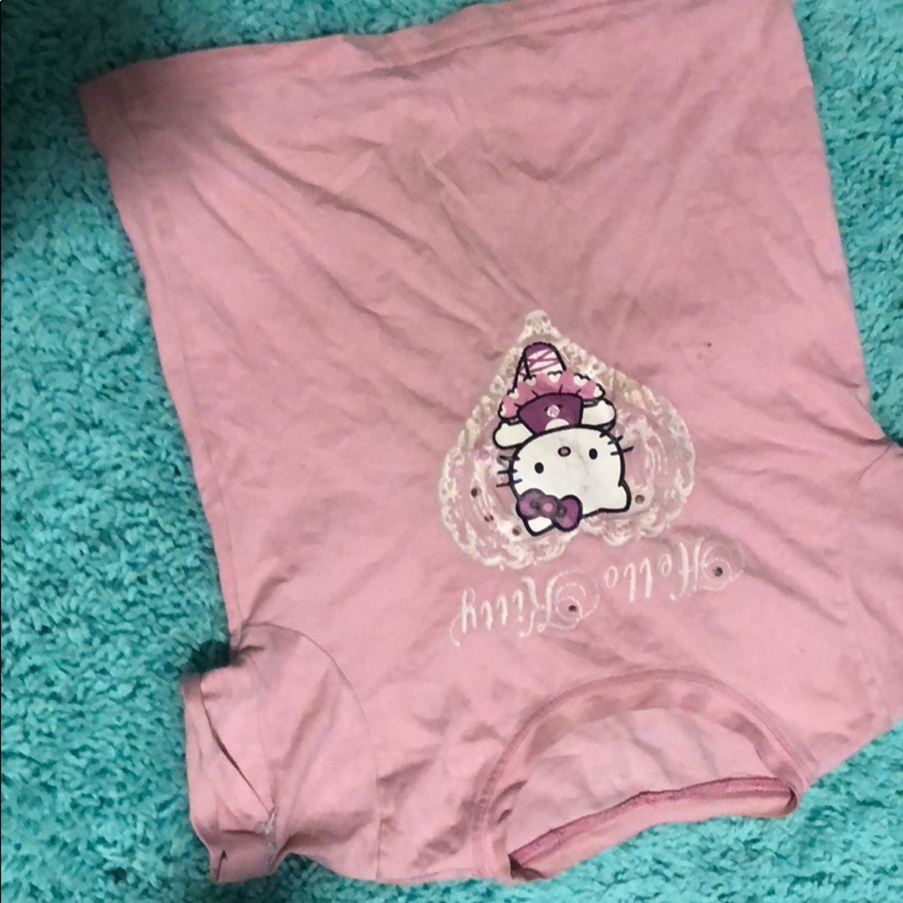 Pink hello kitty shirt